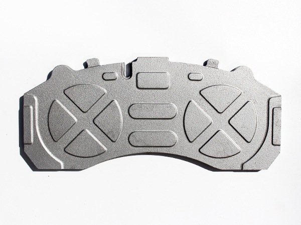 大巴鋼背運(yùn)輸時如何避免顛簸造成的碰撞現(xiàn)象？